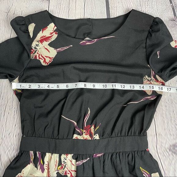LADAKH Monique black floral mini dress, long sleeve, cut out back, size 4 - Picture 9 of 15